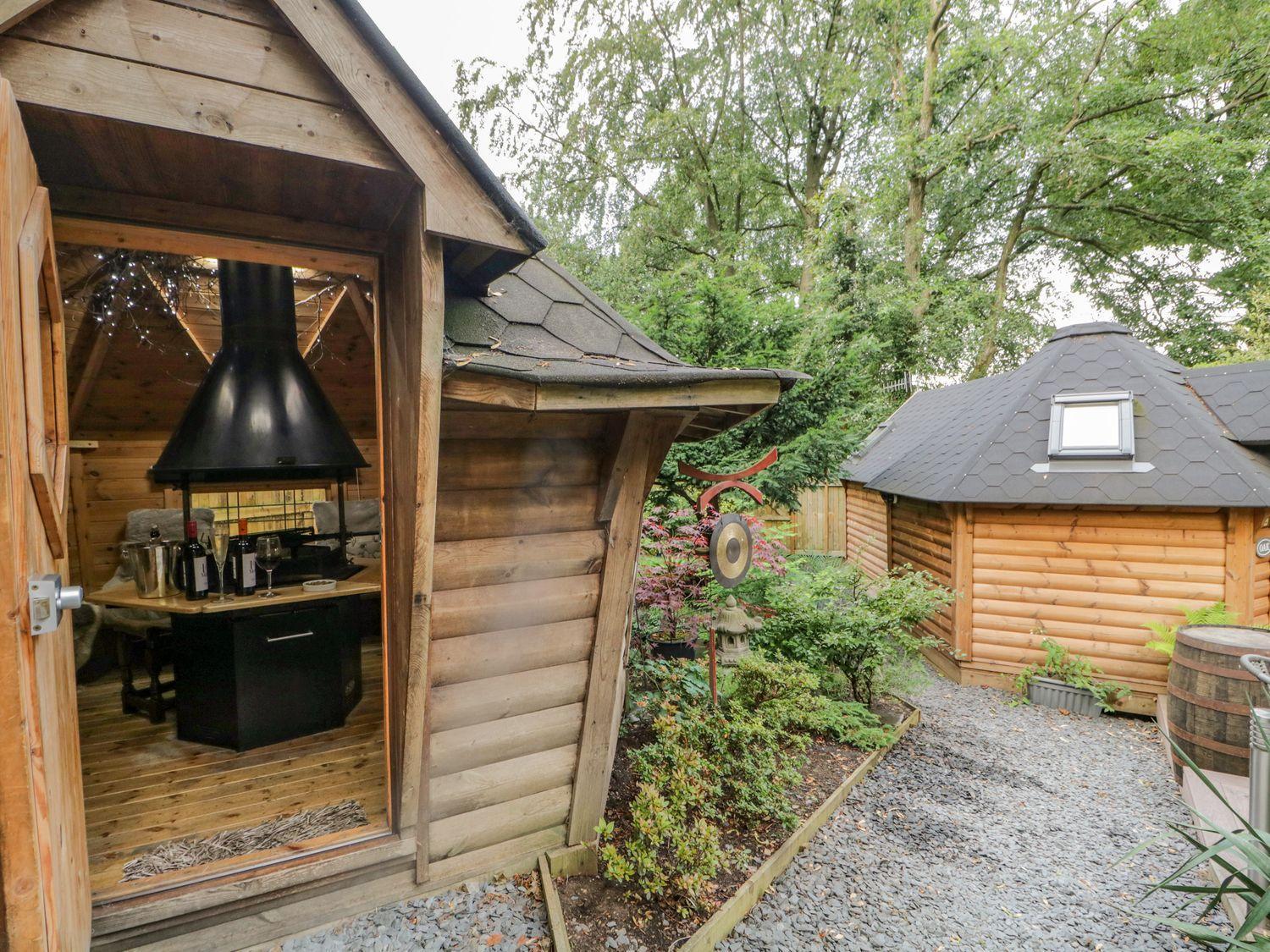 Woodmans Huts Hotel Haverthwaite Exterior photo